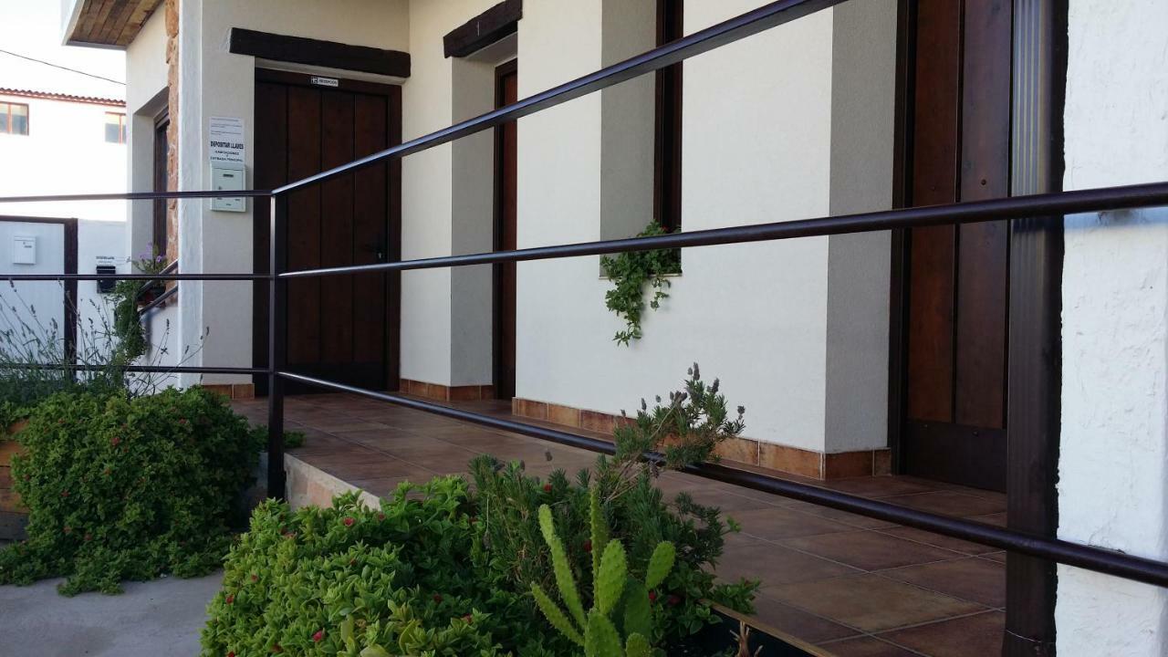 Hostal Almagro - Parking Esterno foto